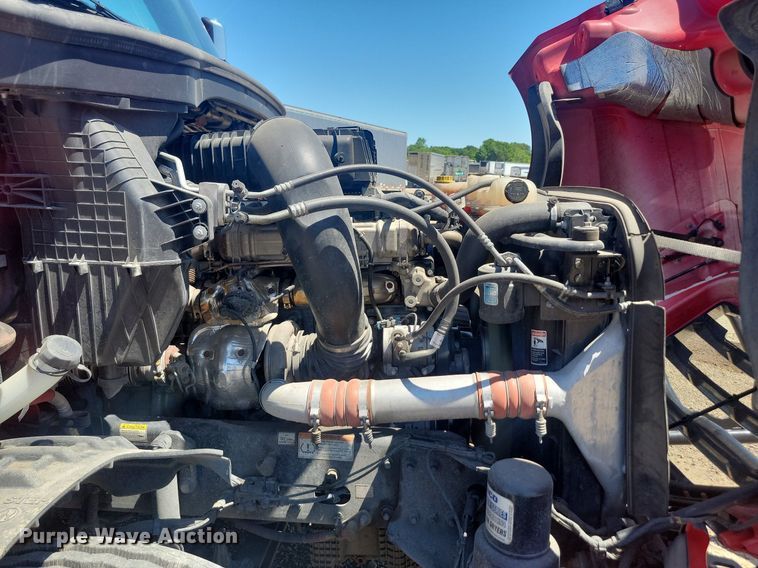 image for item OD9565 2022 Freightliner  Cascadia  semi truck