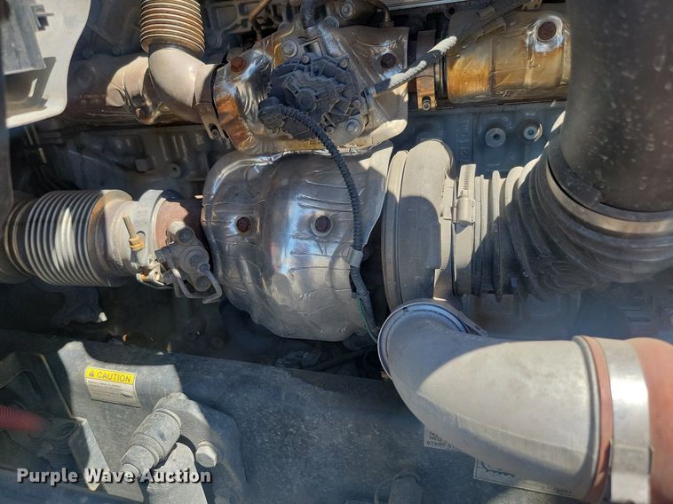 image for item OD9565 2022 Freightliner  Cascadia  semi truck