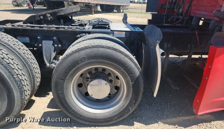 image for item OD9565 2022 Freightliner  Cascadia  semi truck