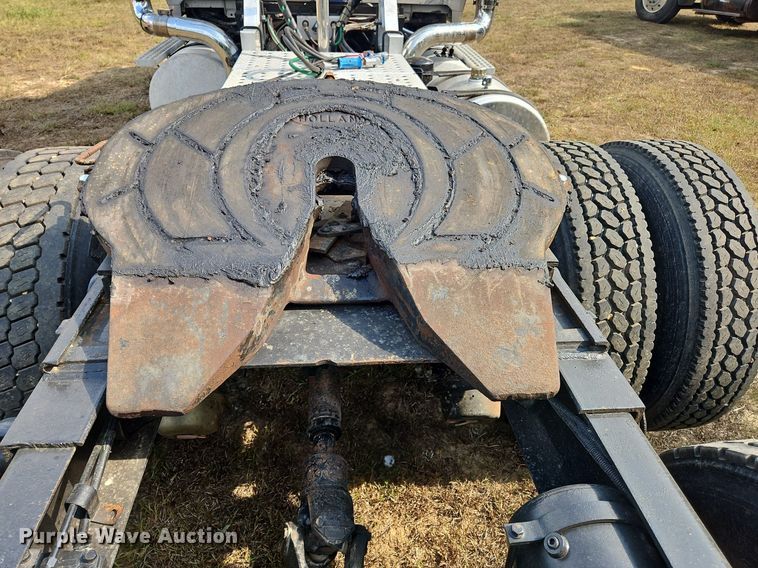 image for item OJ9846 1989 Ford LTL 9000 semi truck