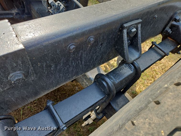 image for item OJ9846 1989 Ford LTL 9000 semi truck