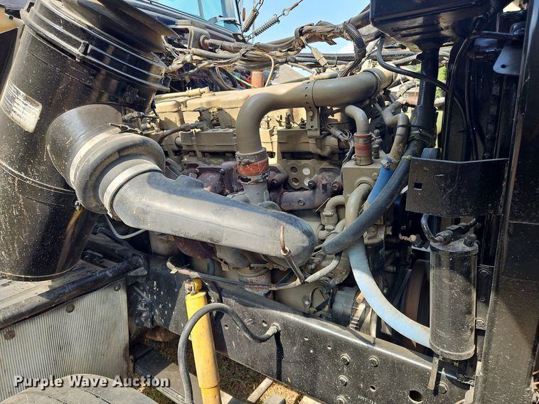 image for item OJ9846 1989 Ford LTL 9000 semi truck