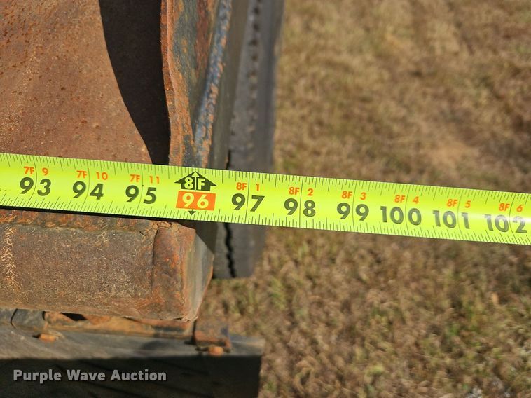 image for item OJ9847 1991 Ford L9000 dump truck