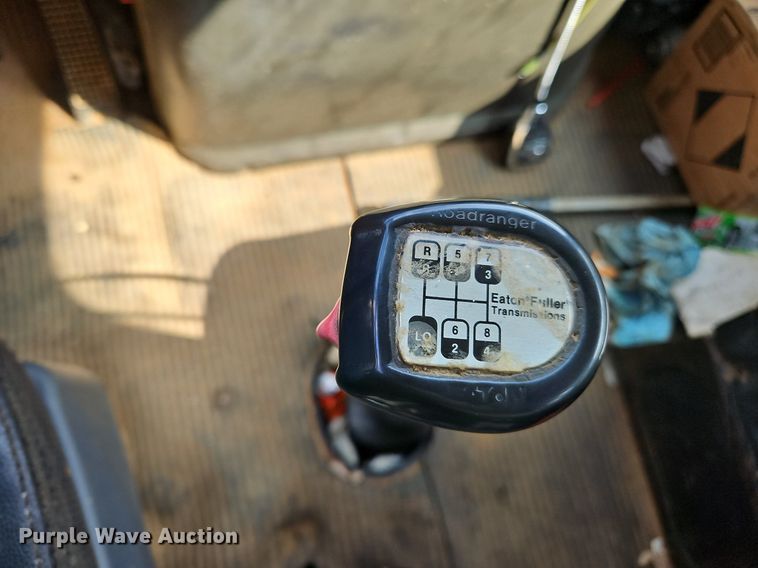 image for item OJ9847 1991 Ford L9000 dump truck