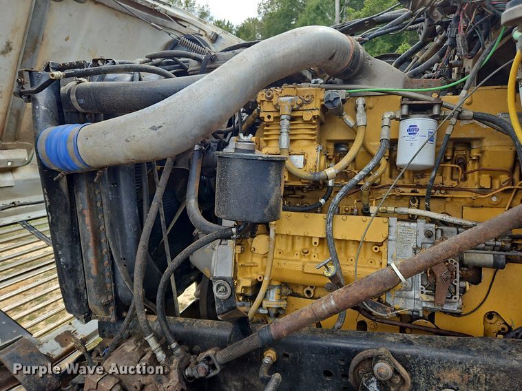 image for item OJ9847 1991 Ford L9000 dump truck