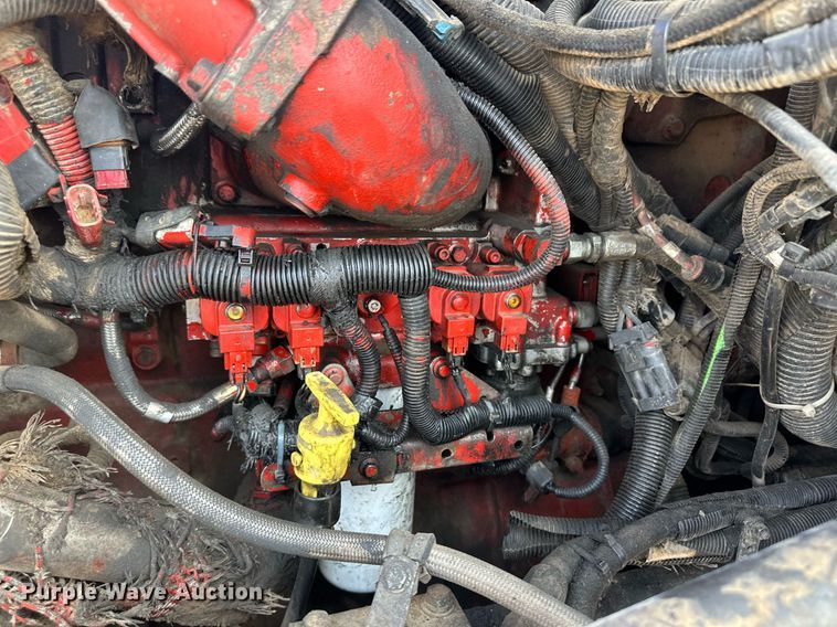 image for item OM9683 2006 Peterbilt 387 semi truck