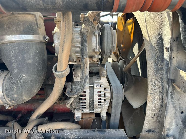 image for item OM9683 2006 Peterbilt 387 semi truck