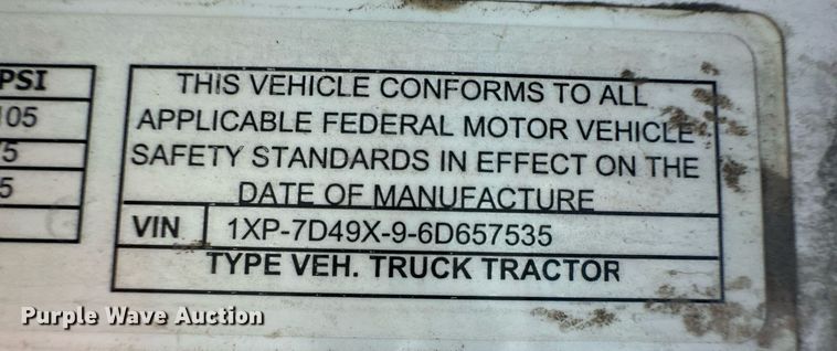 image for item OM9683 2006 Peterbilt 387 semi truck