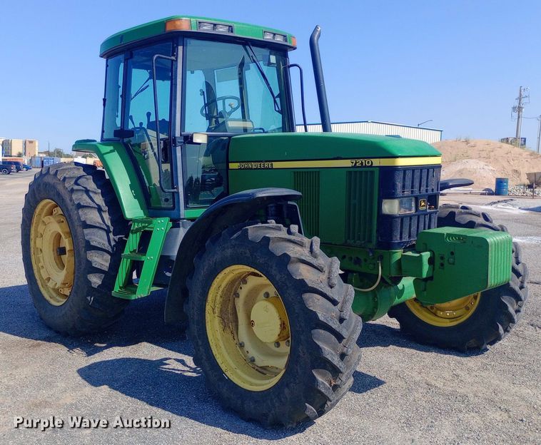 image for item DH1261 1999 John Deere 7210 MFWD tractor