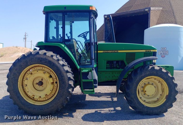 image for item DH1261 1999 John Deere 7210 MFWD tractor