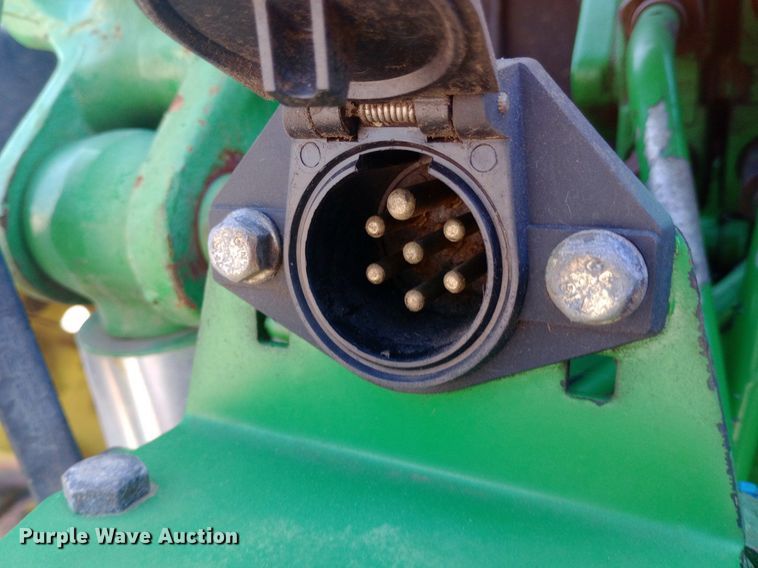 image for item DH1261 1999 John Deere 7210 MFWD tractor