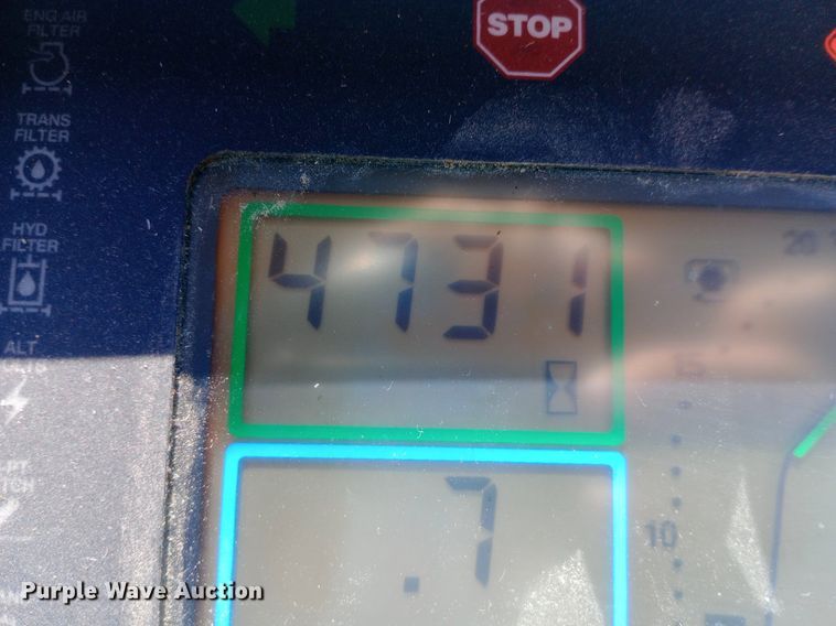 image for item DH1261 1999 John Deere 7210 MFWD tractor