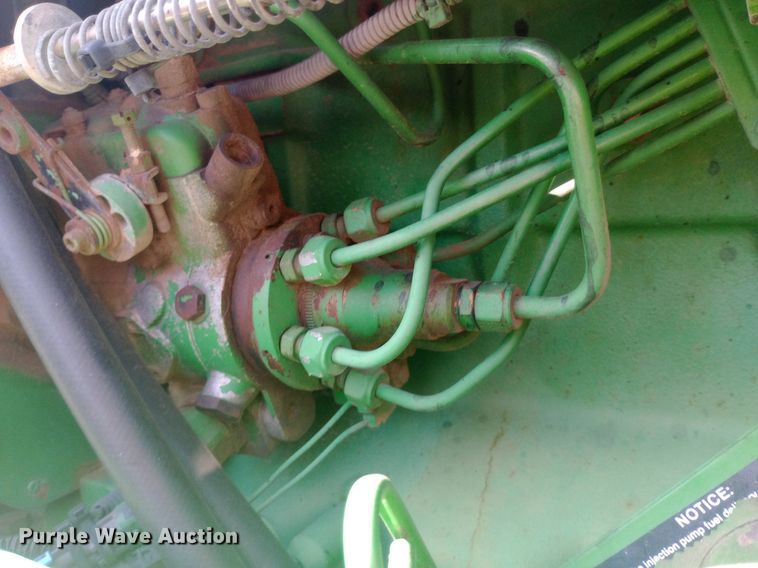 image for item DH1261 1999 John Deere 7210 MFWD tractor