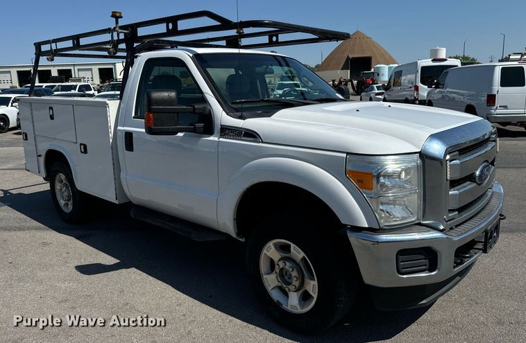 image for item DH1263 2016 Ford F250 Super Duty XLT utility bed pickup truck
