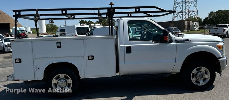 image for item DH1263 2016 Ford F250 Super Duty XLT utility bed pickup truck