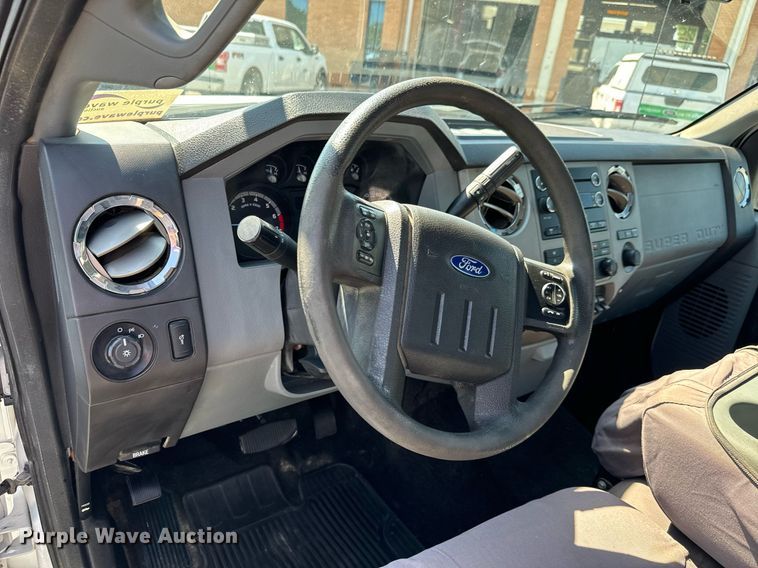 image for item DH1263 2016 Ford F250 Super Duty XLT utility bed pickup truck