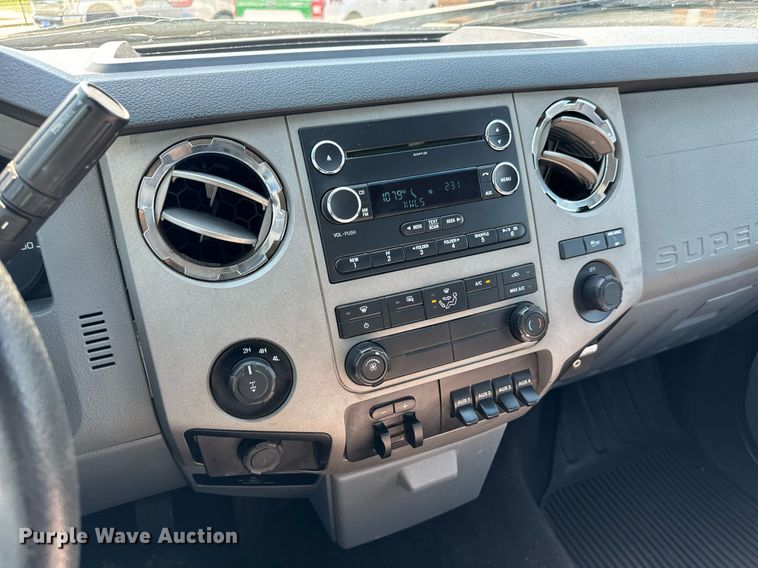 image for item DH1263 2016 Ford F250 Super Duty XLT utility bed pickup truck