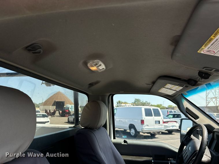 image for item DH1263 2016 Ford F250 Super Duty XLT utility bed pickup truck