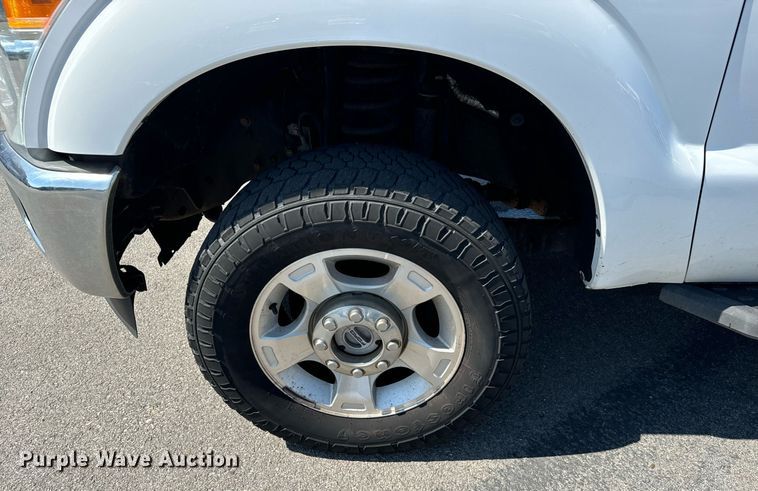 image for item DH1263 2016 Ford F250 Super Duty XLT utility bed pickup truck