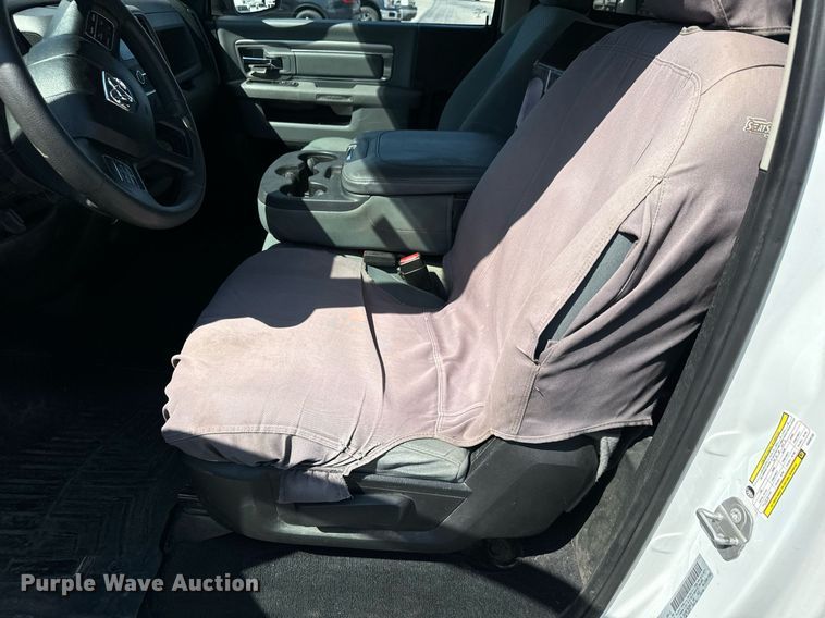 image for item DH1267 2019 Dodge Ram 1500 pickup truck