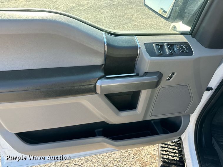 image for item DH1268 2020 Ford F150 XLT SuperCrew pickup truck