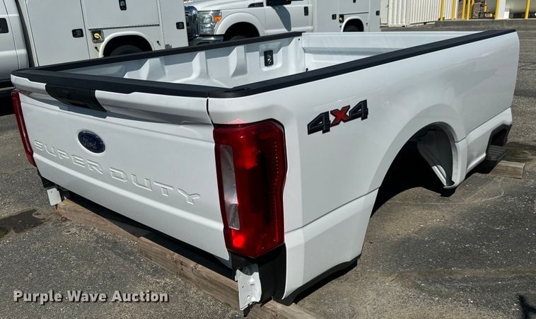 image for item DH1269 2024 Ford F250 Super Duty pickup bed