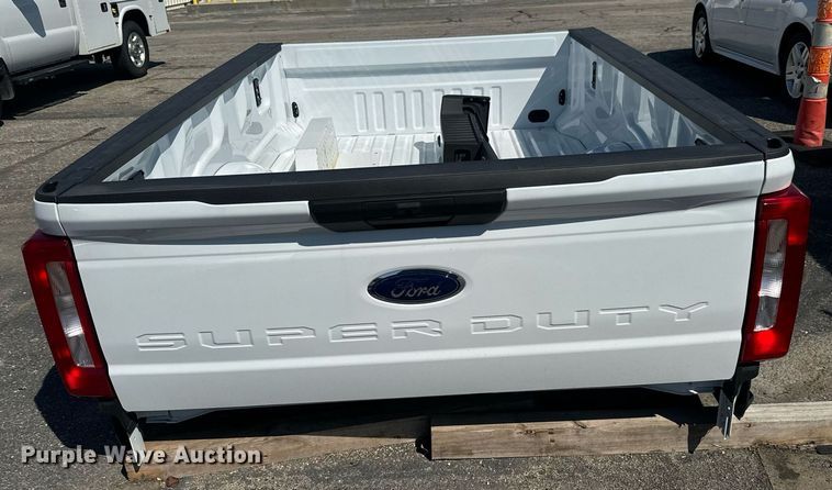 image for item DH1269 2024 Ford F250 Super Duty pickup bed