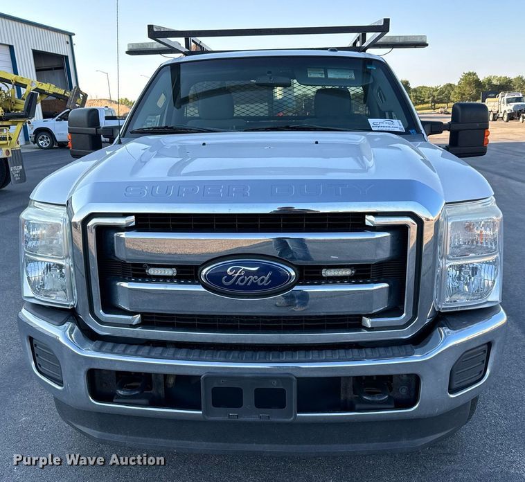 image for item DH1272 2016 Ford F250 Super Duty XLT utility bed pickup truck