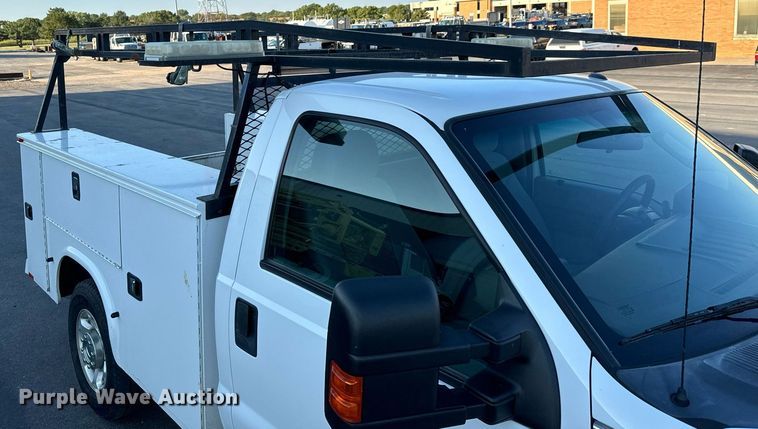 image for item DH1272 2016 Ford F250 Super Duty XLT utility bed pickup truck