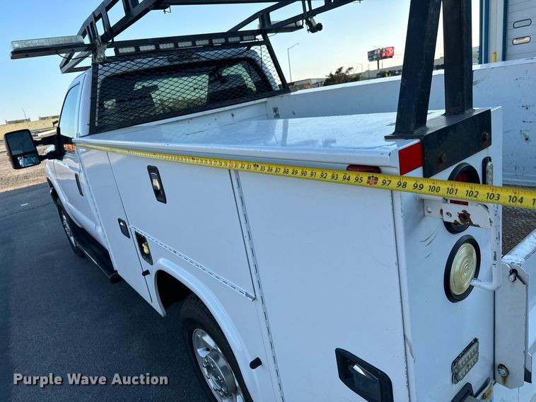 image for item DH1272 2016 Ford F250 Super Duty XLT utility bed pickup truck