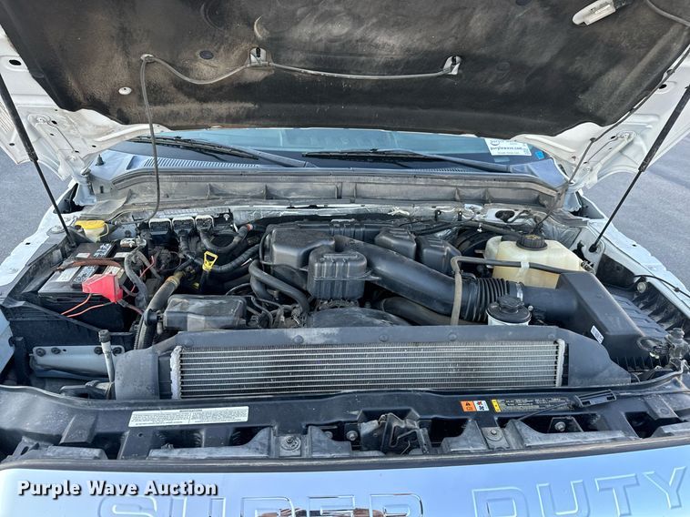 image for item DH1272 2016 Ford F250 Super Duty XLT utility bed pickup truck