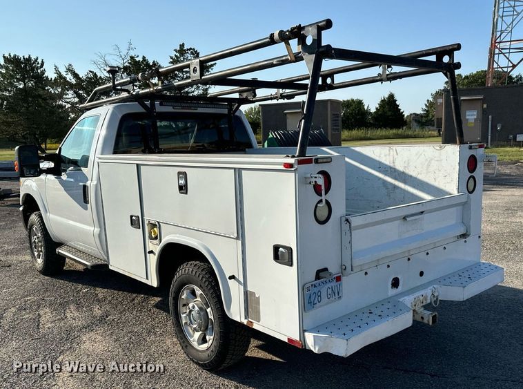 image for item DH1273 2014 Ford F250 Super Duty XLT utility bed pickup truck