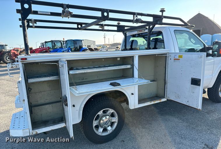 image for item DH1273 2014 Ford F250 Super Duty XLT utility bed pickup truck