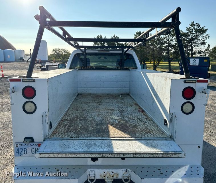 image for item DH1273 2014 Ford F250 Super Duty XLT utility bed pickup truck