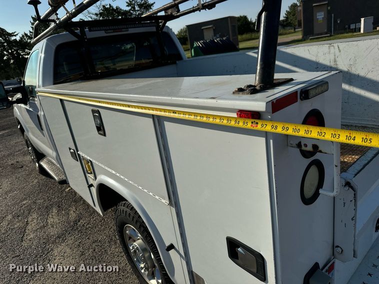 image for item DH1273 2014 Ford F250 Super Duty XLT utility bed pickup truck