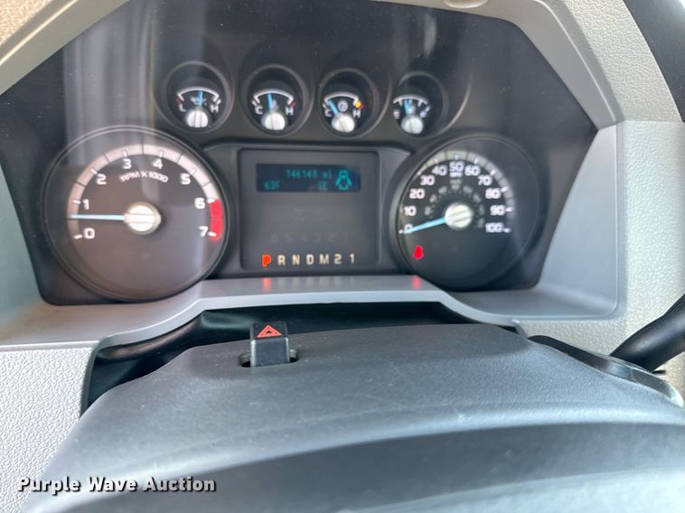 image for item DH1273 2014 Ford F250 Super Duty XLT utility bed pickup truck