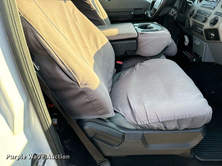 image for item DH1273 2014 Ford F250 Super Duty XLT utility bed pickup truck