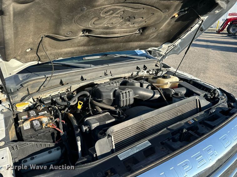 image for item DH1273 2014 Ford F250 Super Duty XLT utility bed pickup truck