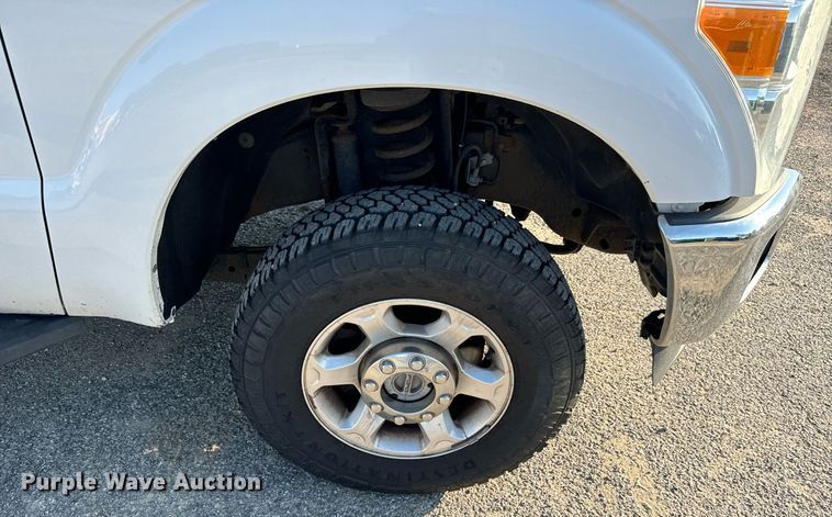 image for item DH1273 2014 Ford F250 Super Duty XLT utility bed pickup truck