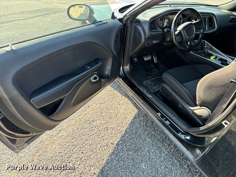 image for item DH1279 2020 Dodge Challenger  