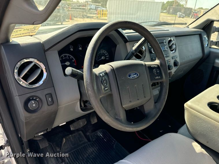 image for item DH1280 2016 Ford F250 Super Duty XLT utility bed pickup truck