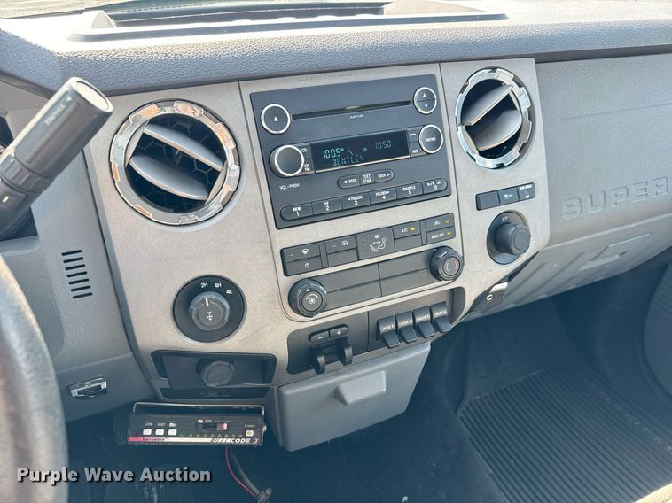 image for item DH1280 2016 Ford F250 Super Duty XLT utility bed pickup truck