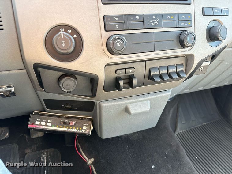 image for item DH1280 2016 Ford F250 Super Duty XLT utility bed pickup truck