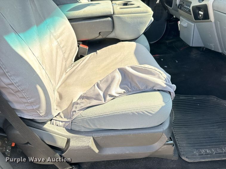 image for item DH1280 2016 Ford F250 Super Duty XLT utility bed pickup truck