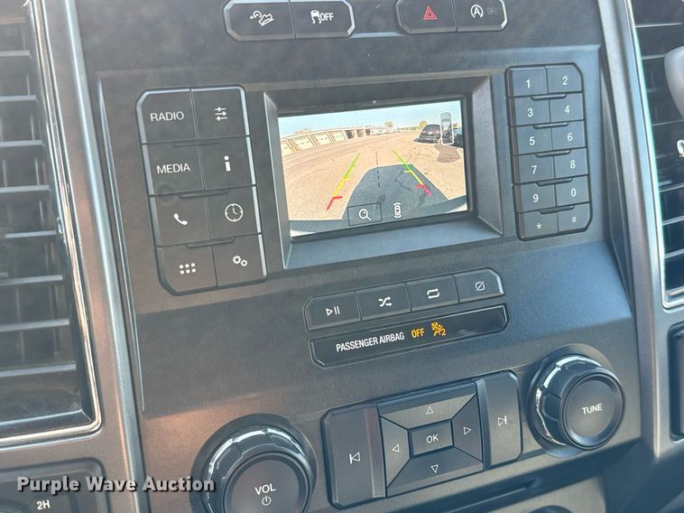 image for item DH1282 2018 Ford F150 XLT SuperCrew pickup truck