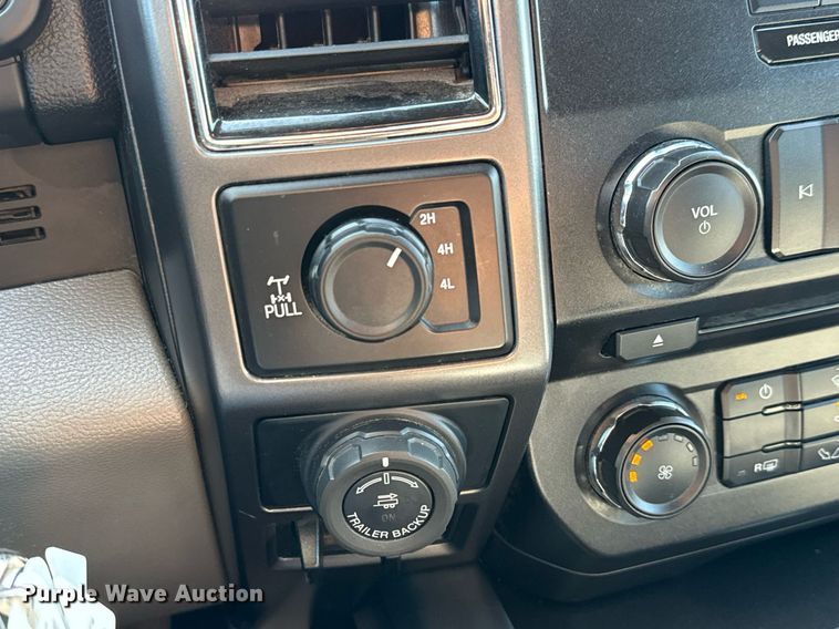 image for item DH1282 2018 Ford F150 XLT SuperCrew pickup truck