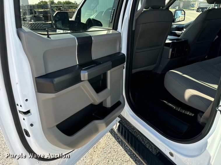 image for item DH1282 2018 Ford F150 XLT SuperCrew pickup truck