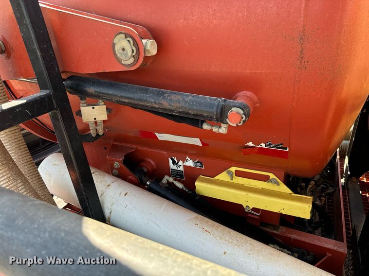 image for item DH1284 2013 Ditch Witch FX30 vacuum excavator