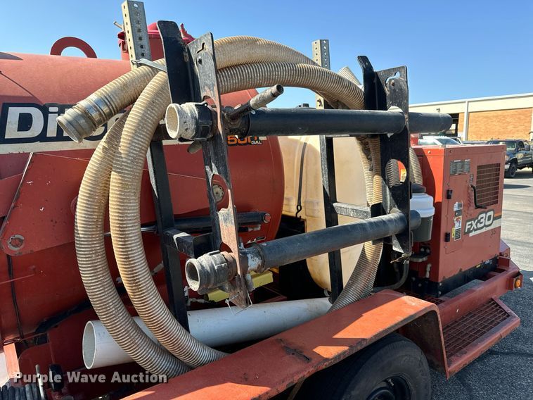 image for item DH1284 2013 Ditch Witch FX30 vacuum excavator