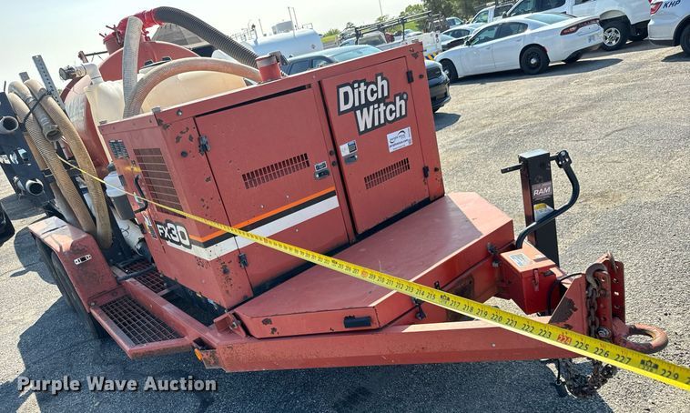 image for item DH1284 2013 Ditch Witch FX30 vacuum excavator